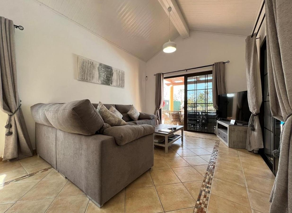 Villa Eva - New To The Market, Fully Refurbished Licensed Villa - Private Pool Caleta De Fuste Εξωτερικό φωτογραφία