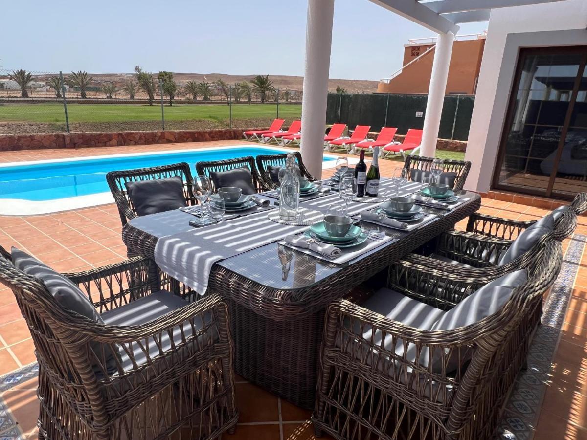Villa Eva - New To The Market, Fully Refurbished Licensed Villa - Private Pool Caleta De Fuste Εξωτερικό φωτογραφία